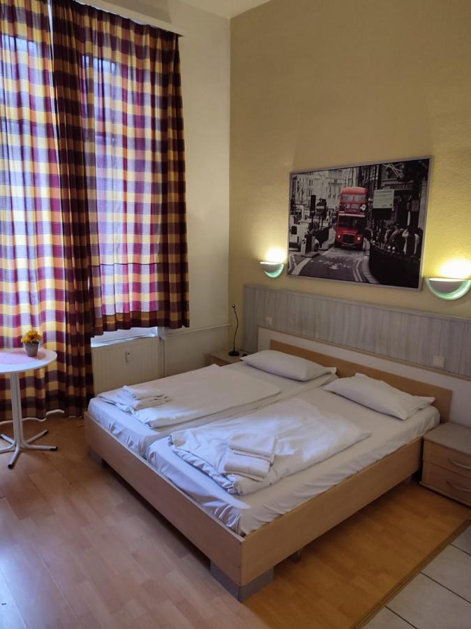 Hotel Komet Ντίσελντορφ Εξωτερικό φωτογραφία