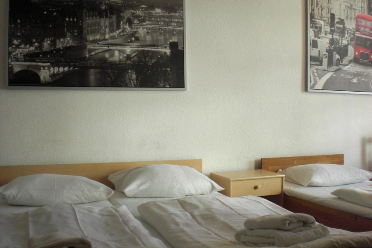 Hotel Komet Ντίσελντορφ Εξωτερικό φωτογραφία