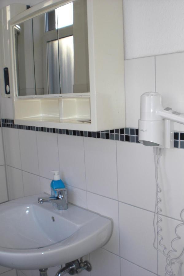 Hotel Komet Ντίσελντορφ Εξωτερικό φωτογραφία